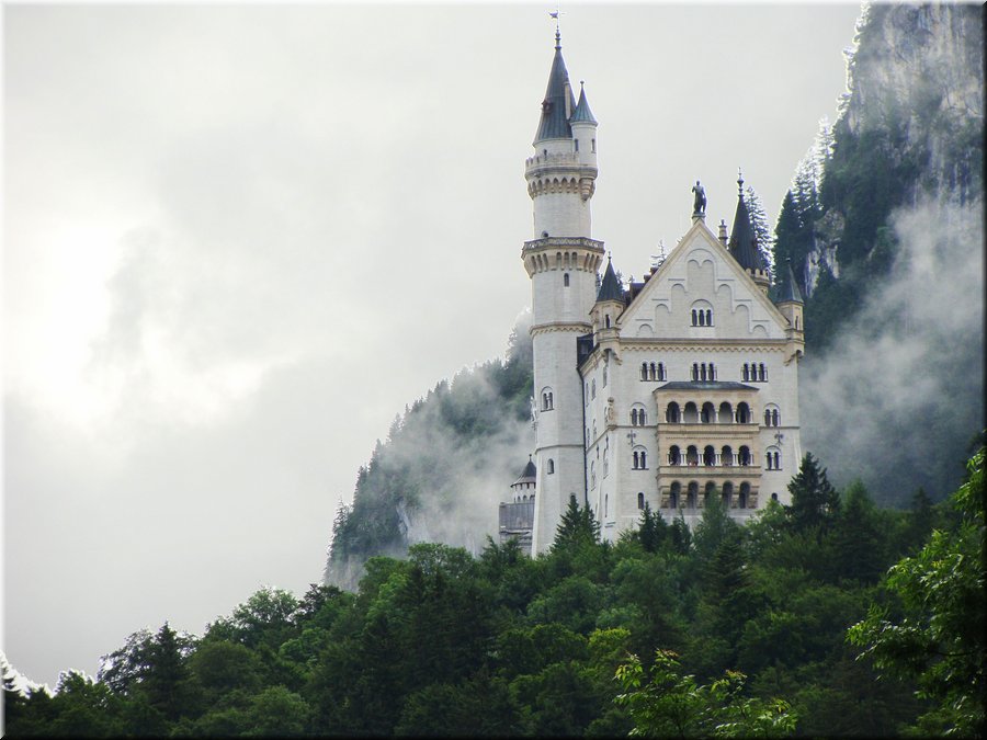 01000-Neuschwanstein-4-7-13-DSC05057.JPG