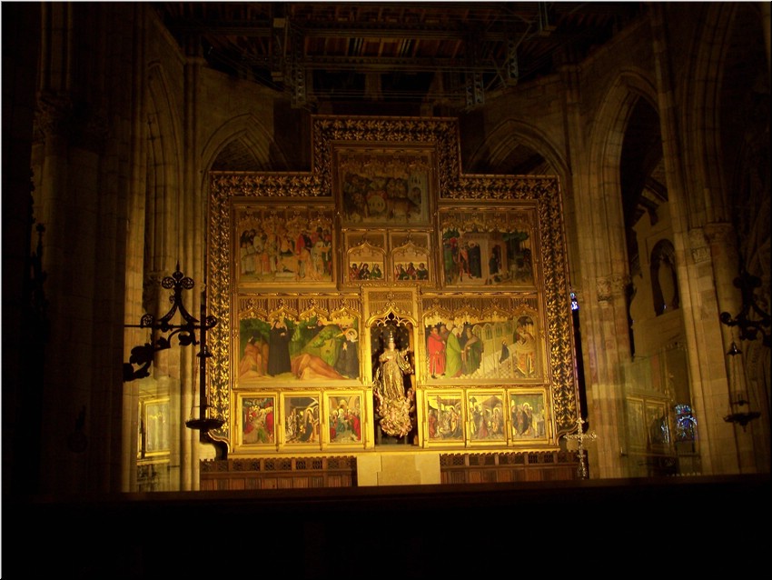 010-Leon -Catedral- Interior-K2420.JPG