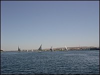 554-PaseoNiloAswan.JPG