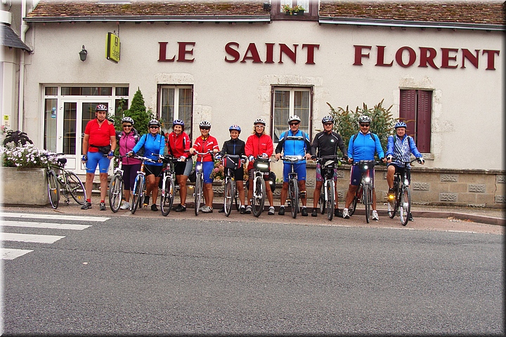 03800 Mt-Pres-Chambord - Hotel.JPG