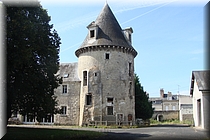 06100 Pontlevoy -  Torre de Carlos VII.JPG
