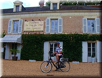 07930  Hotel Le-Clos-du-Cher.JPG
