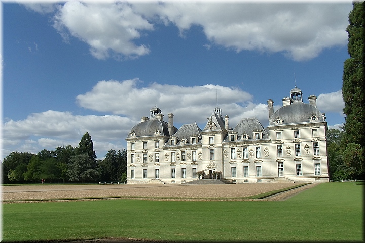 130100 Chateau de Cheverny.JPG