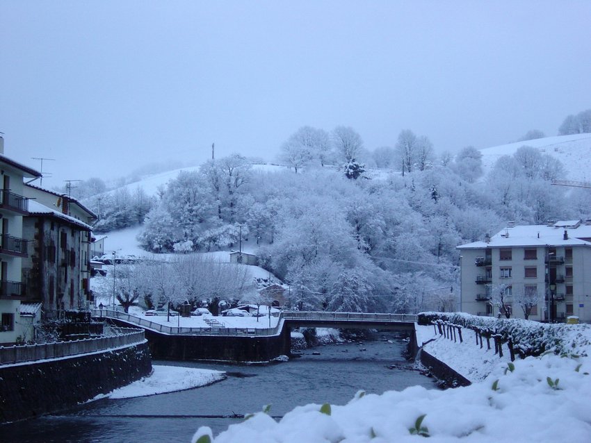Doneztebe-Nieve-01-03-2004-2187-.jpg