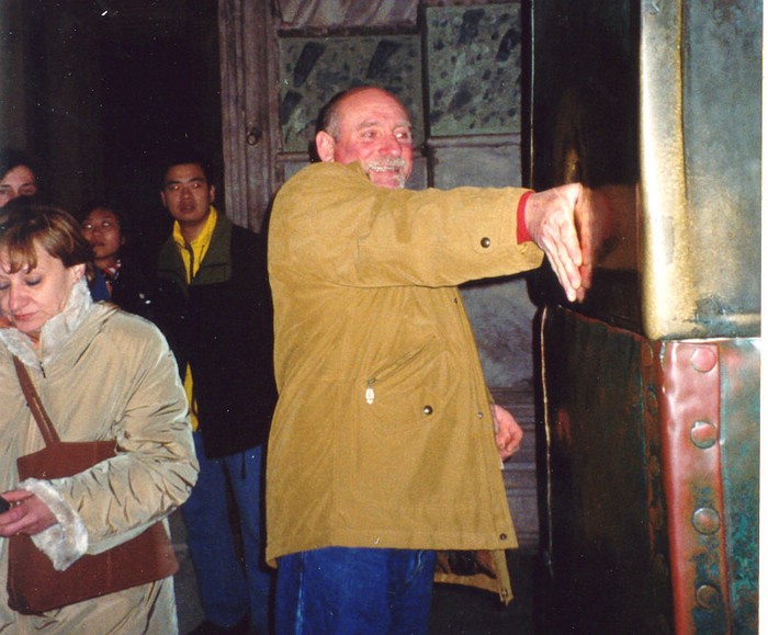 05-Santa_Sofia_columna_milagrosa_2.jpg