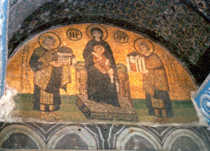 10-Santa_Sofia_interior_2-b.jpg